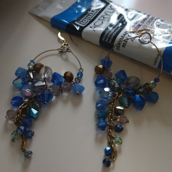 Hand made Swarovski crystal earrings - Picture 3 of 8